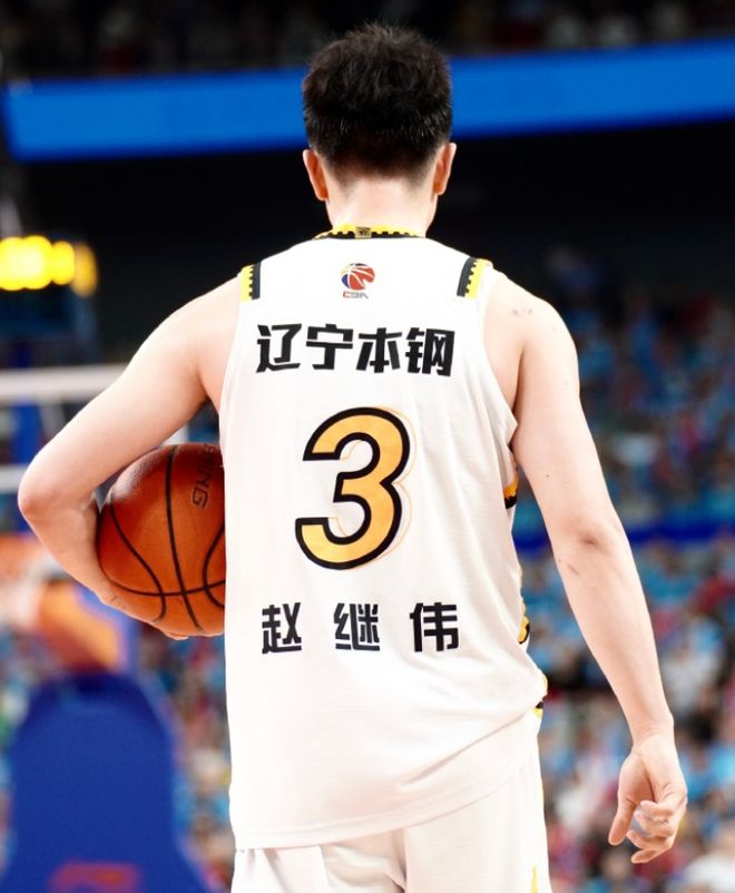 篮网逆转青岛队,赵继伟点燃赛场 篮网逆转青岛队,赵继伟点燃赛场