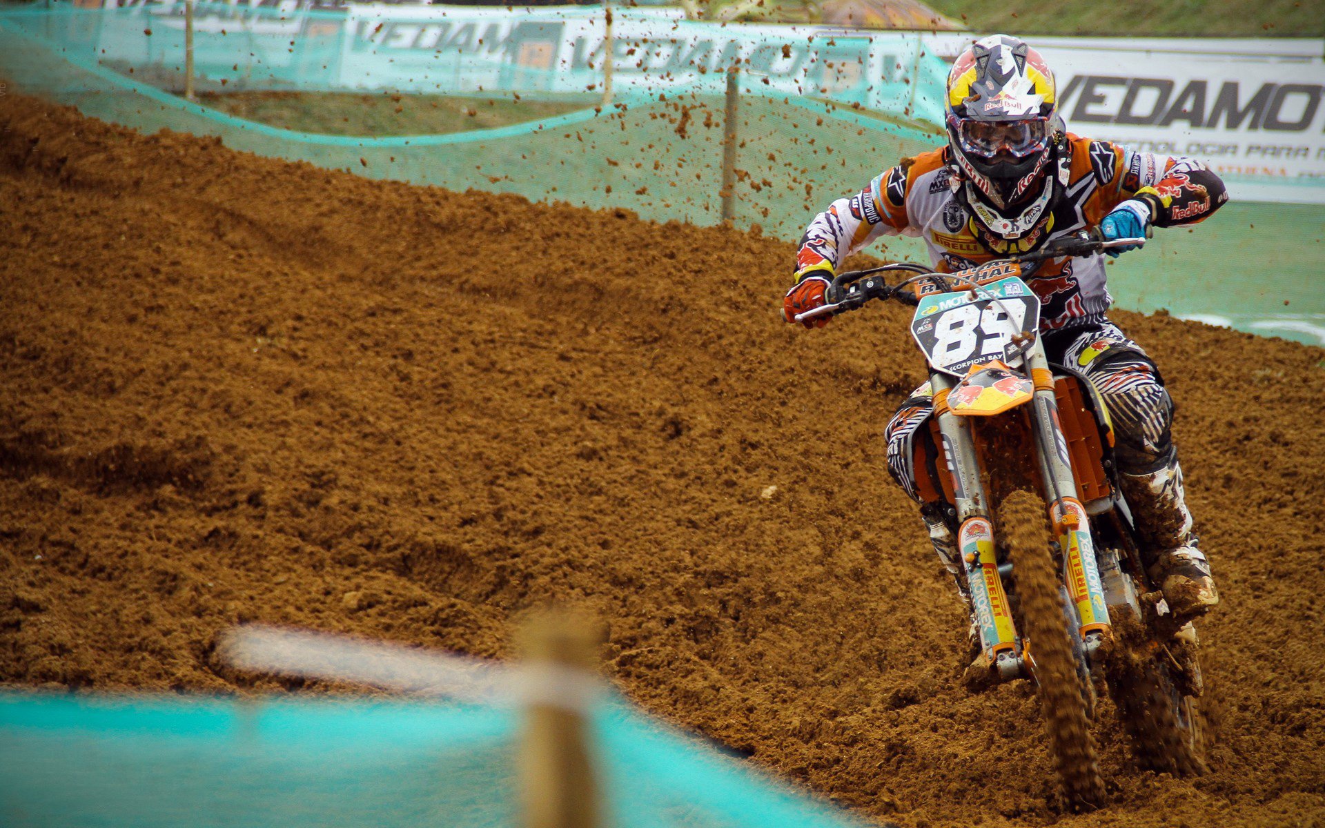 九游娱乐入口-年度焦点之战之夜，罗德里，用秩序加冕的大场面先生